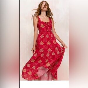 ISO crimson bouquet Adele, size small or medium!